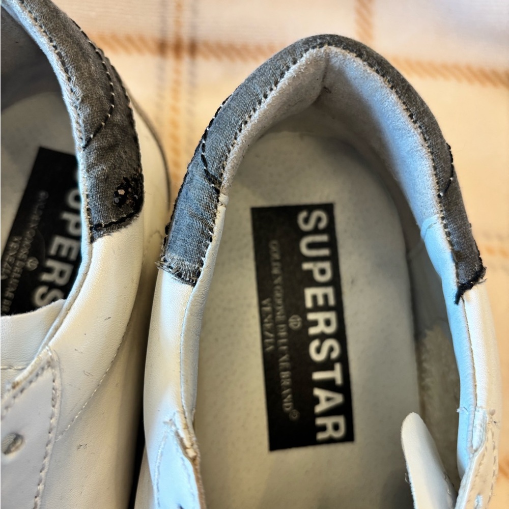 Golden Goose Sneakers - Picture 4 of 5
